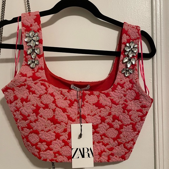 NWT Zara pebble cropped top with jewel appliqué medium - Picture 13 of 14